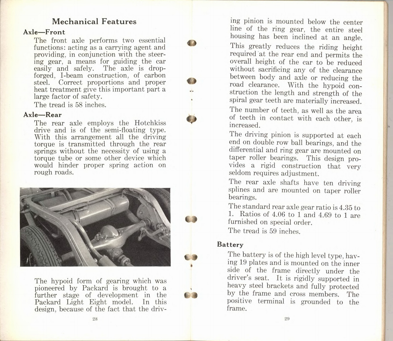 n_1932 Packard Light Eight Facts Book-28-29.jpg